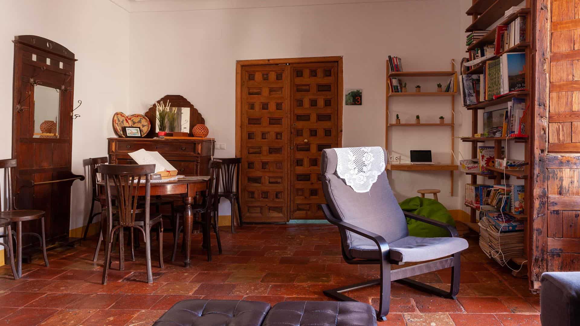 Sala de lectura y música Sala de lectura y música